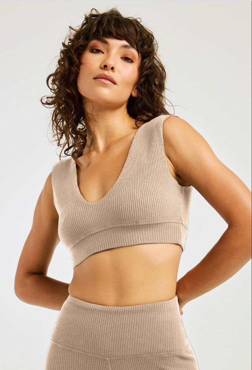 Deep V Crop